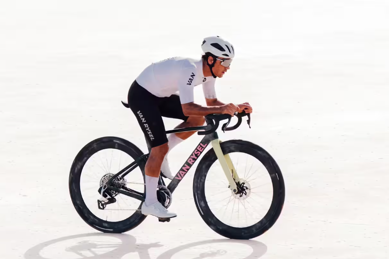 Van Rysel RCR-G: Pretekársky gravel v novom podaní
